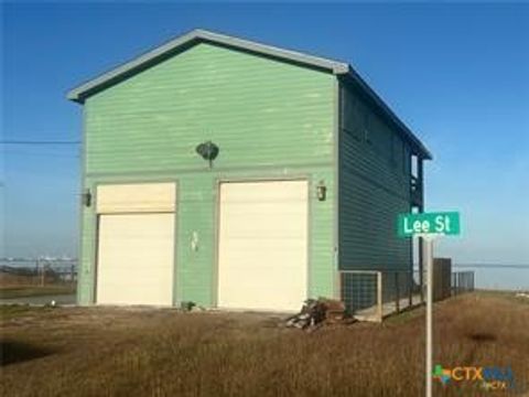 Photo of 9 Lee Street, Port Lavaca, TX 77979 (MLS # 613706)