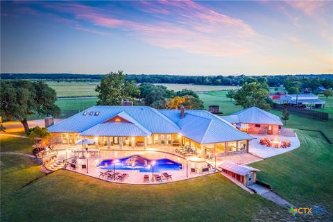 871 Chimney Valley Road Blanco TX 78606