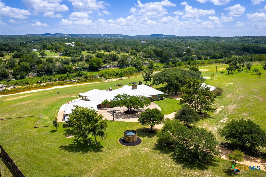 871 Chimney Valley Road