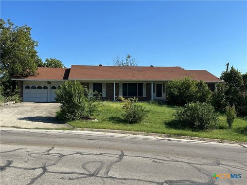 105 W Fowler Avenue Killeen TX 76541