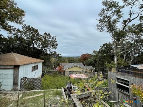 A home in Canyon Lake