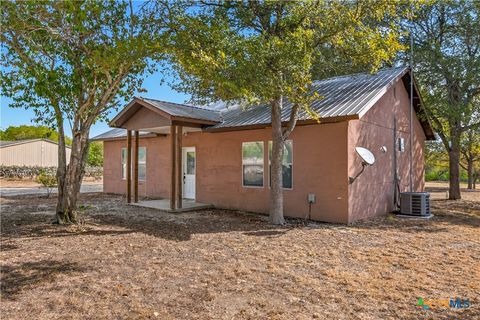 Photo of 245 Muehl Road, Seguin, TX 78155 (MLS # 594808)