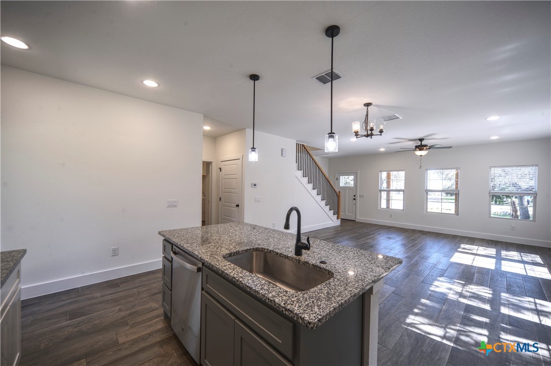 Canyon Lake, Texas 78133, United States, 3 Bedrooms Bedrooms, ,3 BathroomsBathrooms,Residential,Active,23573