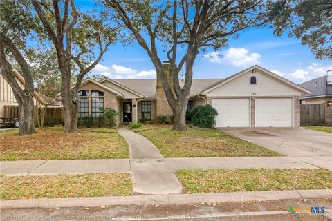 Photo of 205 Lansdown Street, Victoria, TX 77904 (MLS # 601178)