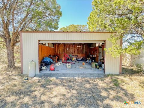 A home in Kempner