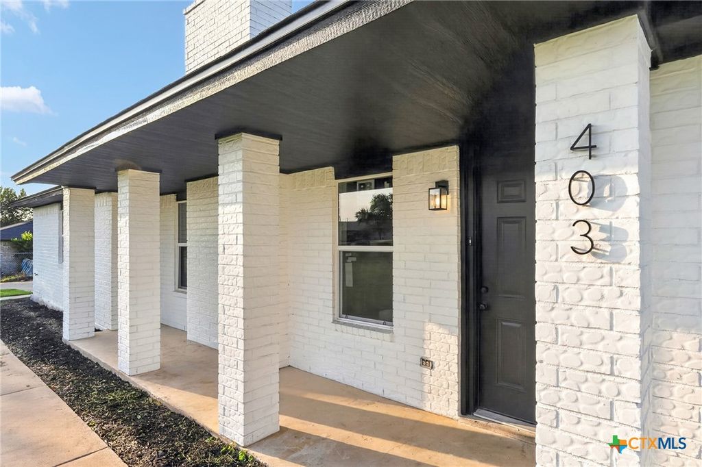 Photo of 403 William Tell Drive, Killeen, TX 76542 (MLS # 610992)