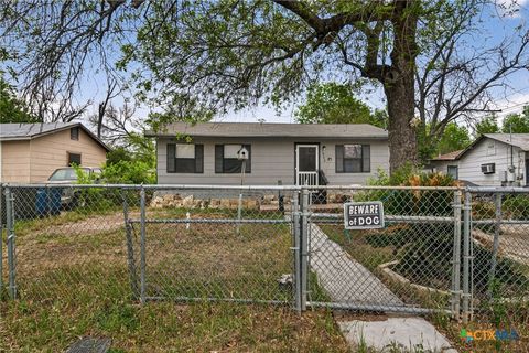 Photo of 1840 Katy Street, New Braunfels, TX 78130 (MLS # 609238)