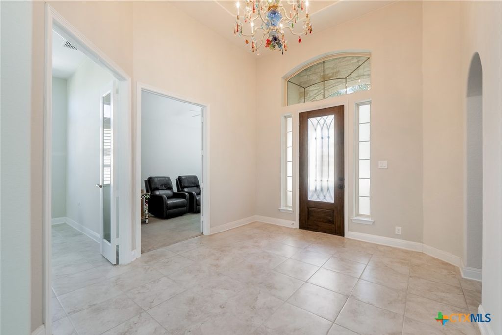 Photo of 407 Mission Hill Run, New Braunfels, TX 78132 (MLS # 609529)