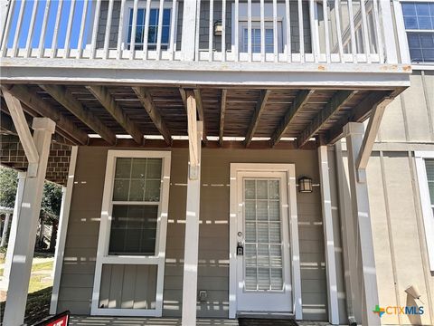Photo of 318 Trestle Tree, San Marcos, TX 78666 (MLS # 588754)