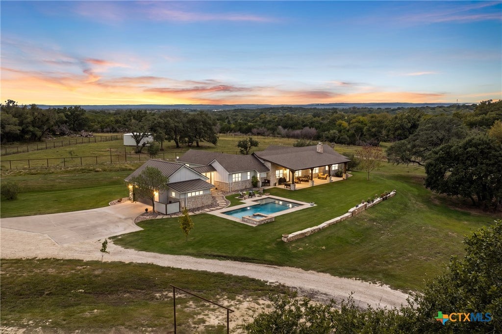 Photo of 2610 Fm 107, Gatesville, TX 76528 (MLS # 627474)