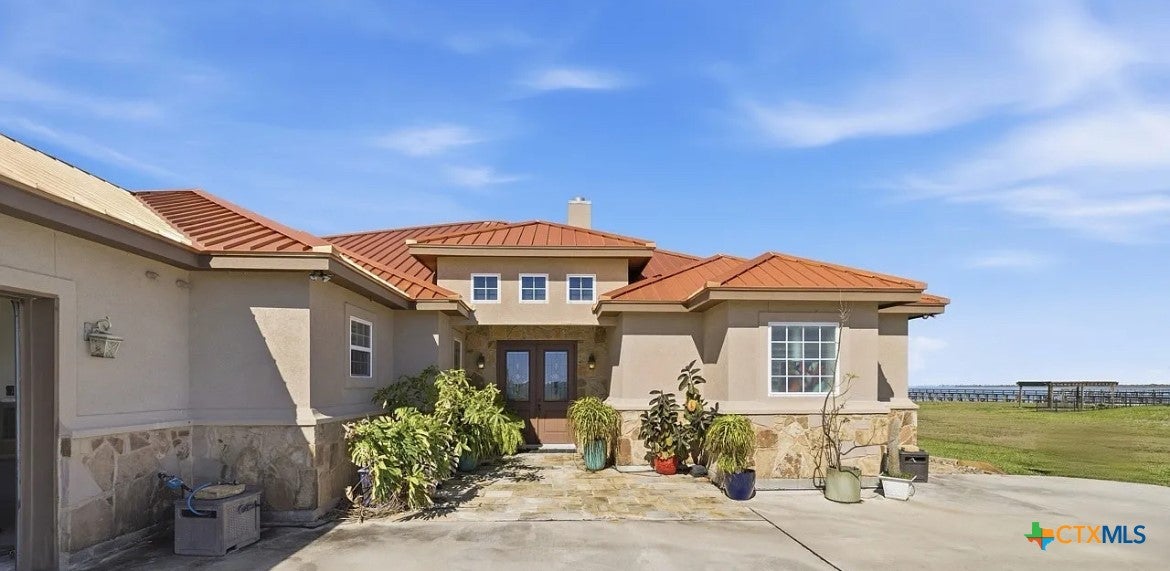 125 Dockside Dr