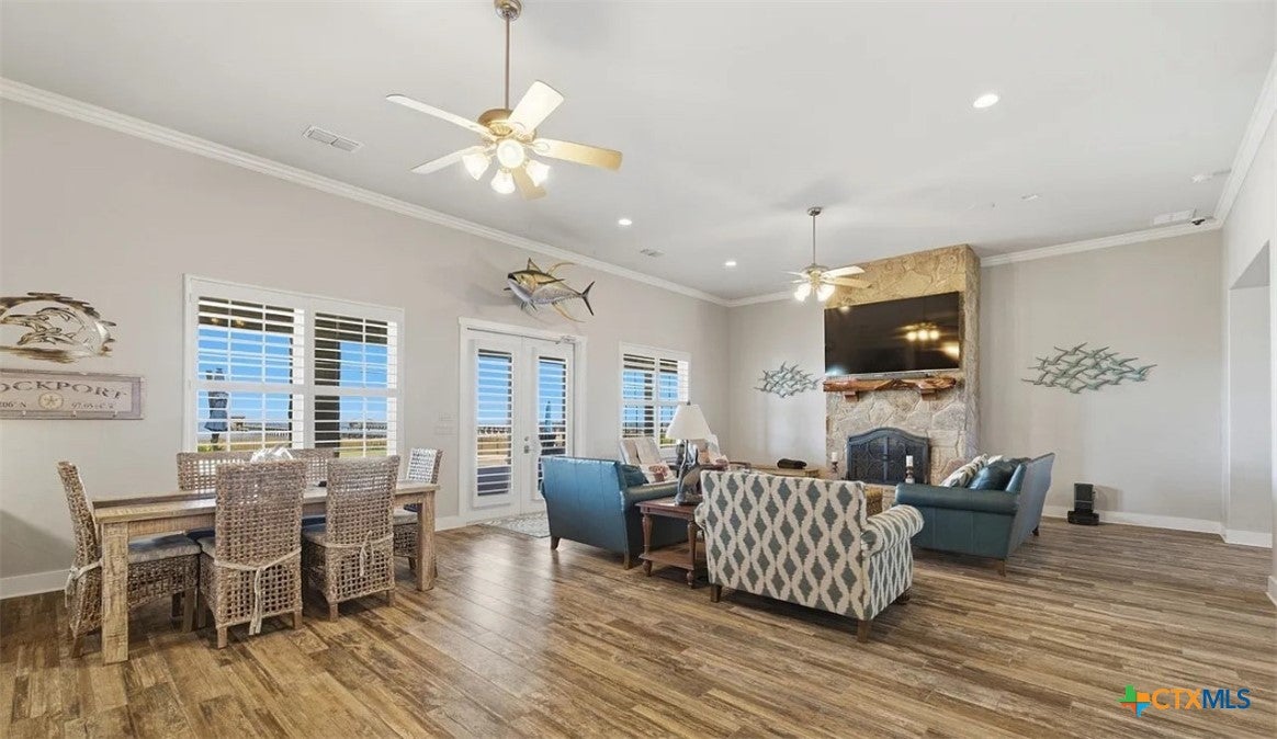 125 Dockside Dr