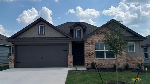 136 Little Green Trail Jarrell TX 76537