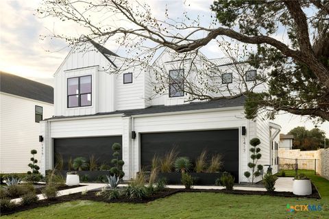 Photo of 8014 Bird Song Circle, Austin, TX 78745 (MLS # 618572)