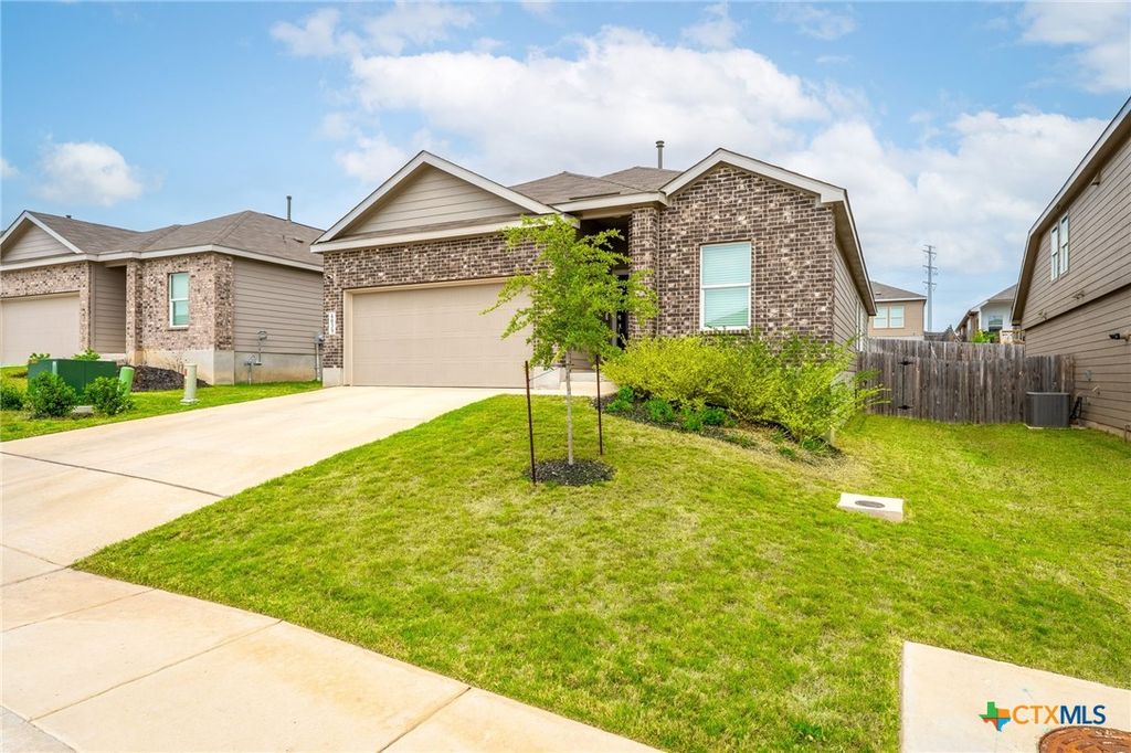 Photo of 6039 Draw Loop, Bulverde, TX 78163 (MLS # 610298)