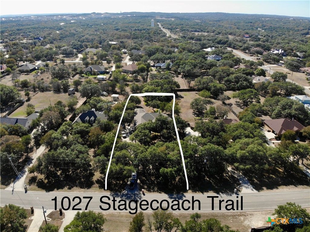 Photo of 1027 Stagecoach Trail, San Marcos, TX 78666 (MLS # 597375)