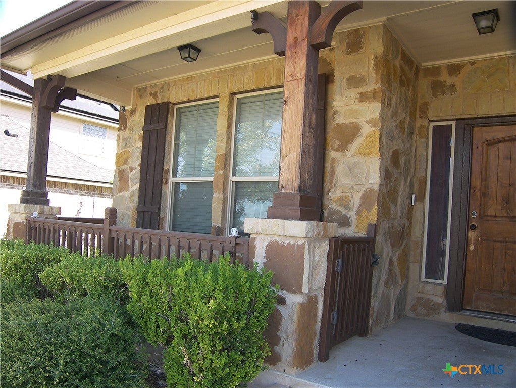 3255 Vineyard Trail