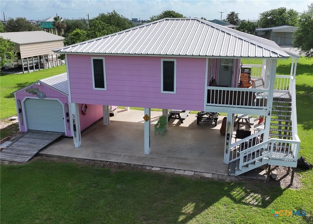 Photo of 111 Springfield Avenue, Port Lavaca, TX 77979 (MLS # 616691)