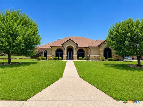Photo of 5008 Deerwood Loop, Killeen, TX 76542 (MLS # 622026)