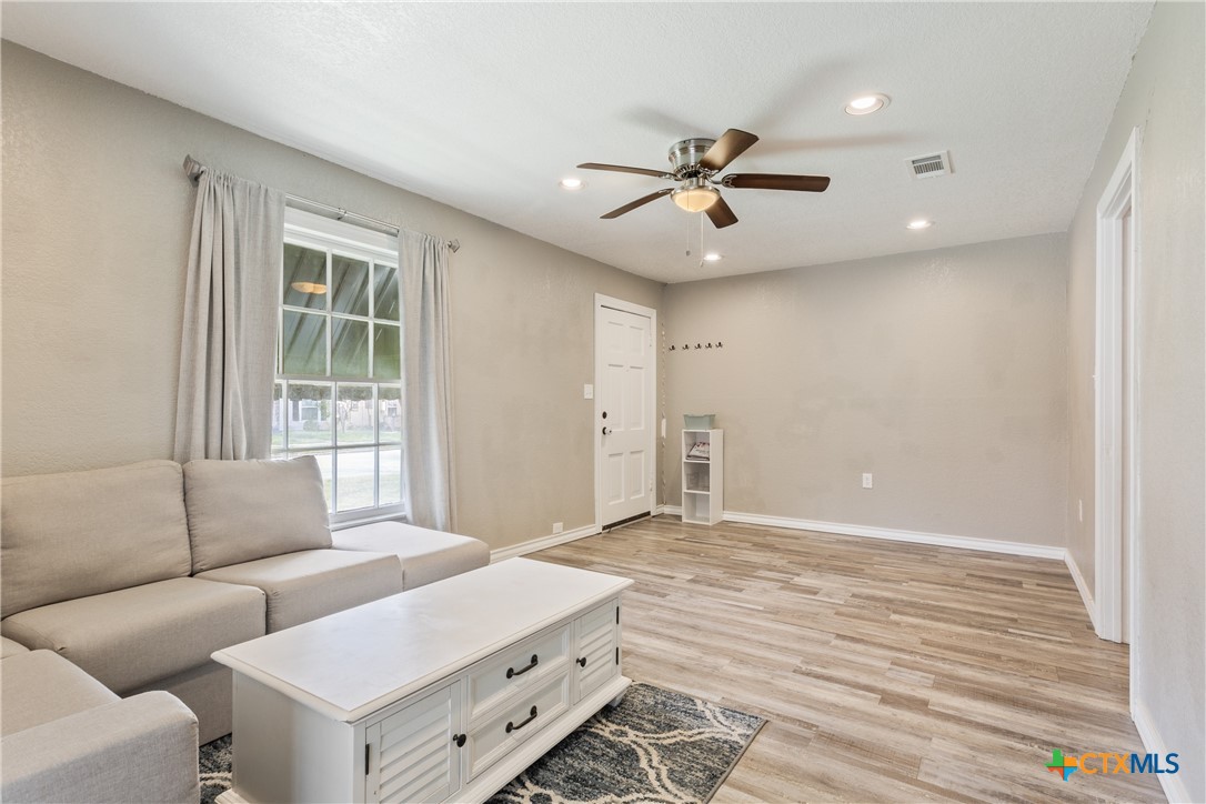 1206 Ashleman Street