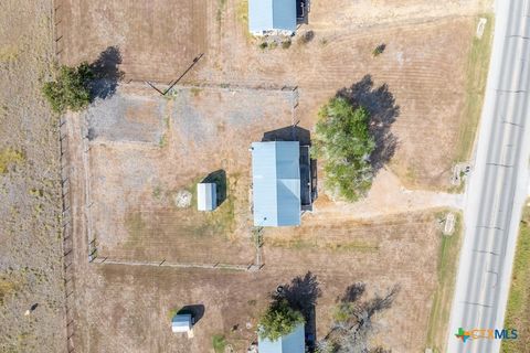 A home in Shiner