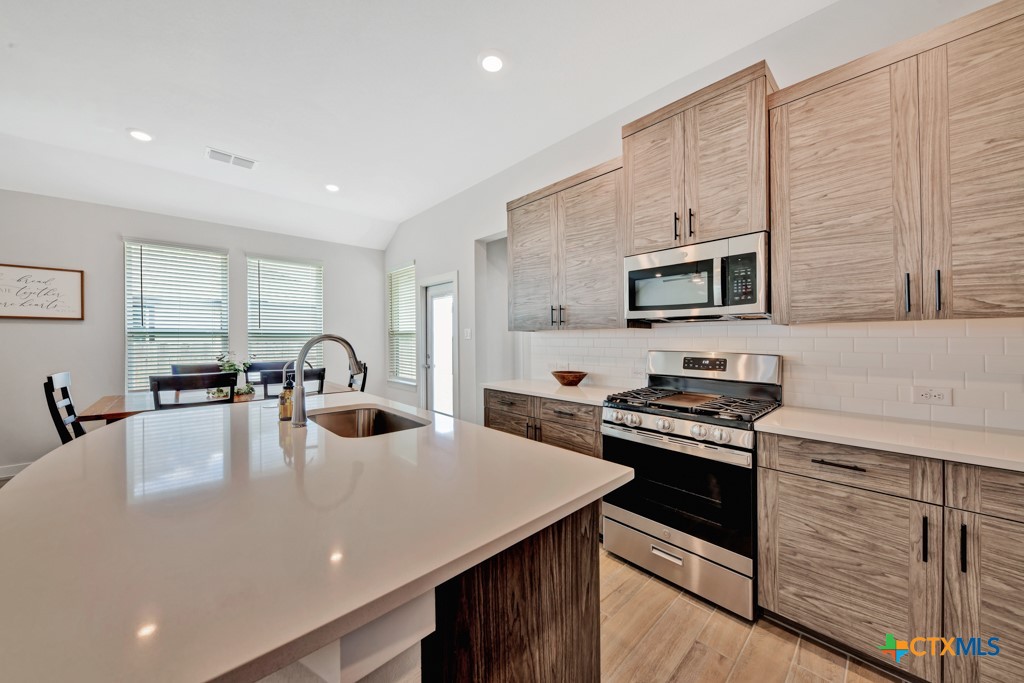 San Marcos, Texas 78666, United States, 3 Bedrooms Bedrooms, ,2 BathroomsBathrooms,Residential,Active,145731