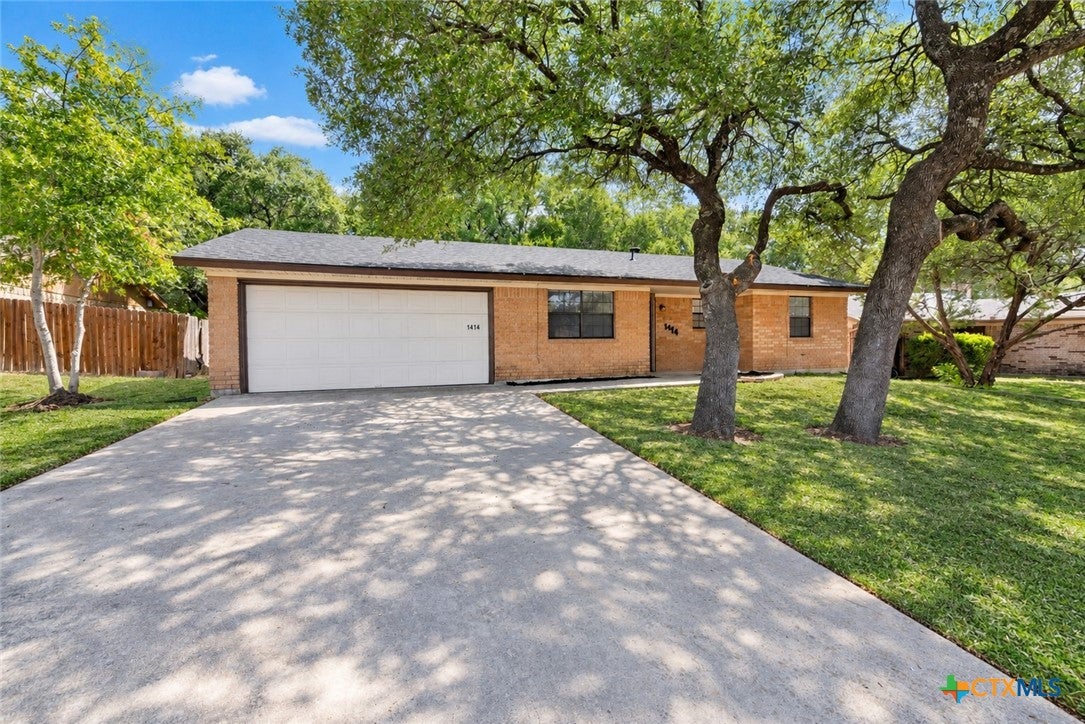 1414 Janet Lane