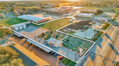 3102 Sam Houston Drive Victoria TX 77904