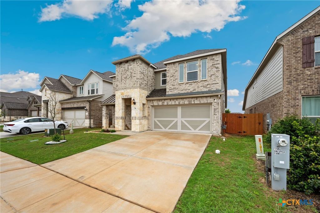 Photo of 1708 Kneupper Farm, New Braunfels, TX 78132 (MLS # 608835)