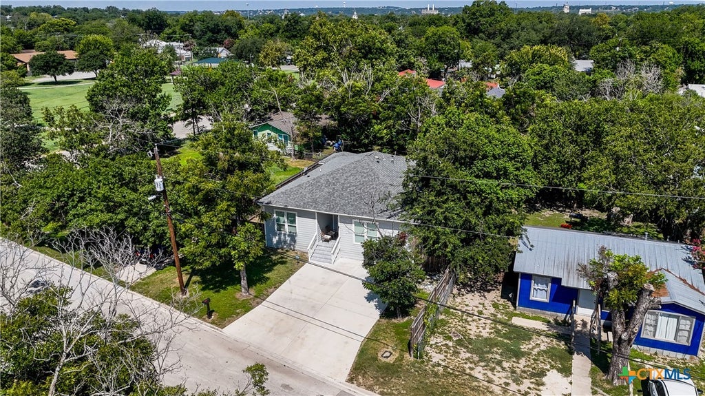 Photo of 341 Comanche Street, New Braunfels, TX 78130 (MLS # 623184)