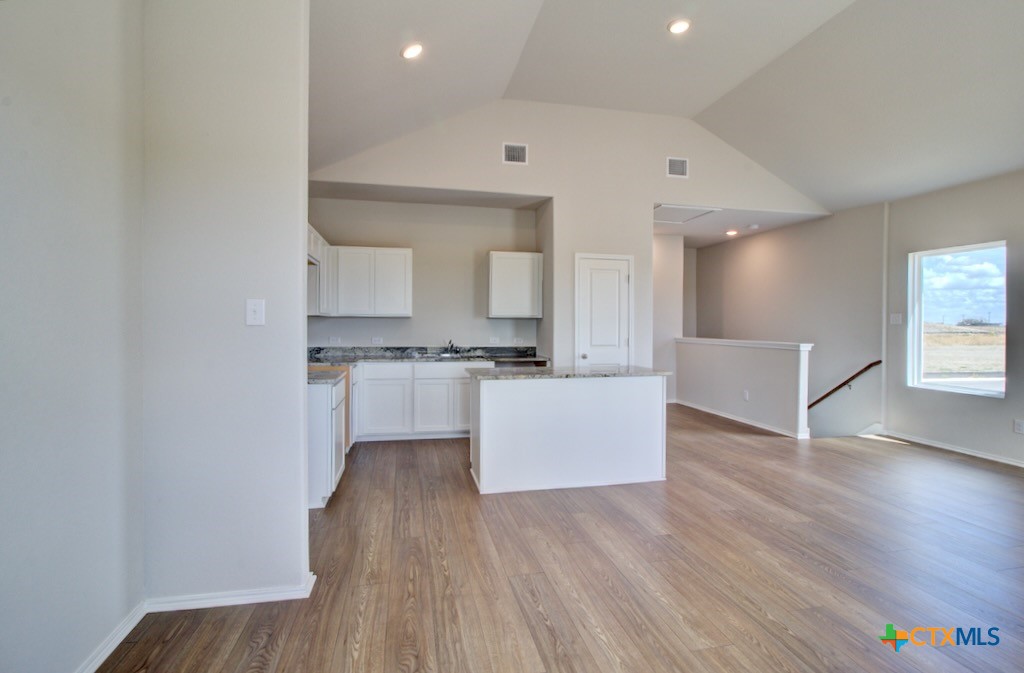 11210 Prairie Landing