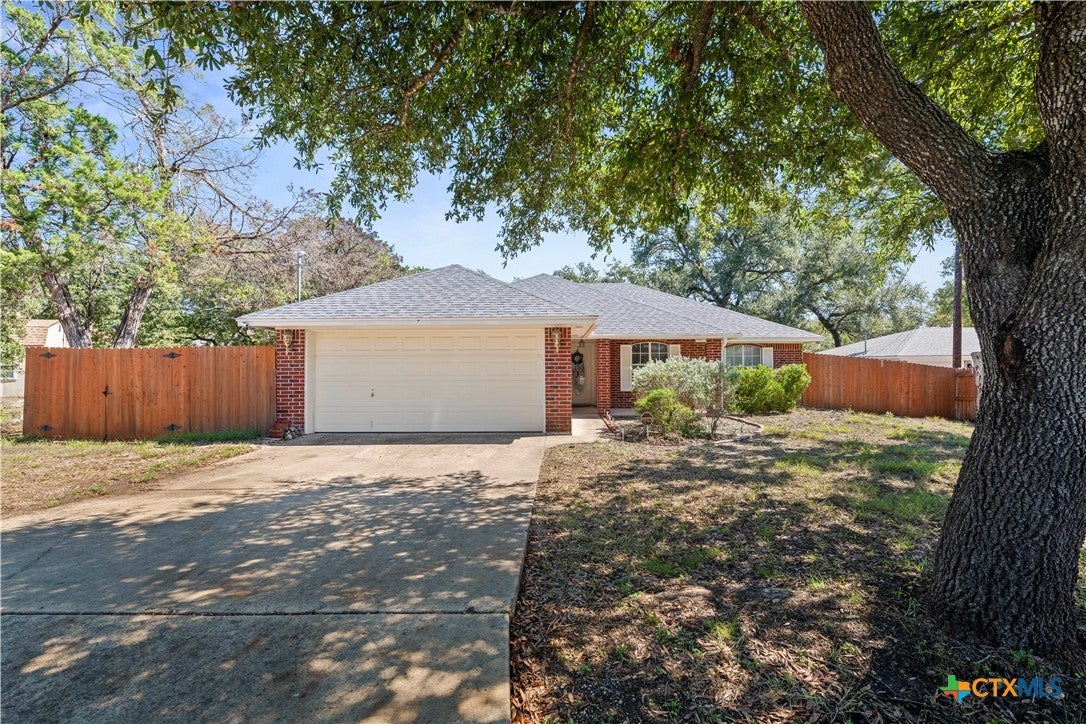 7 Morgans Point Boulevard