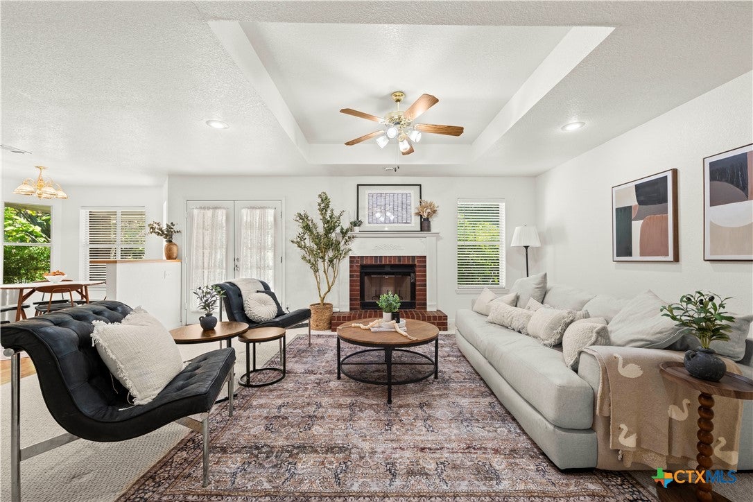 7 Morgans Point Boulevard