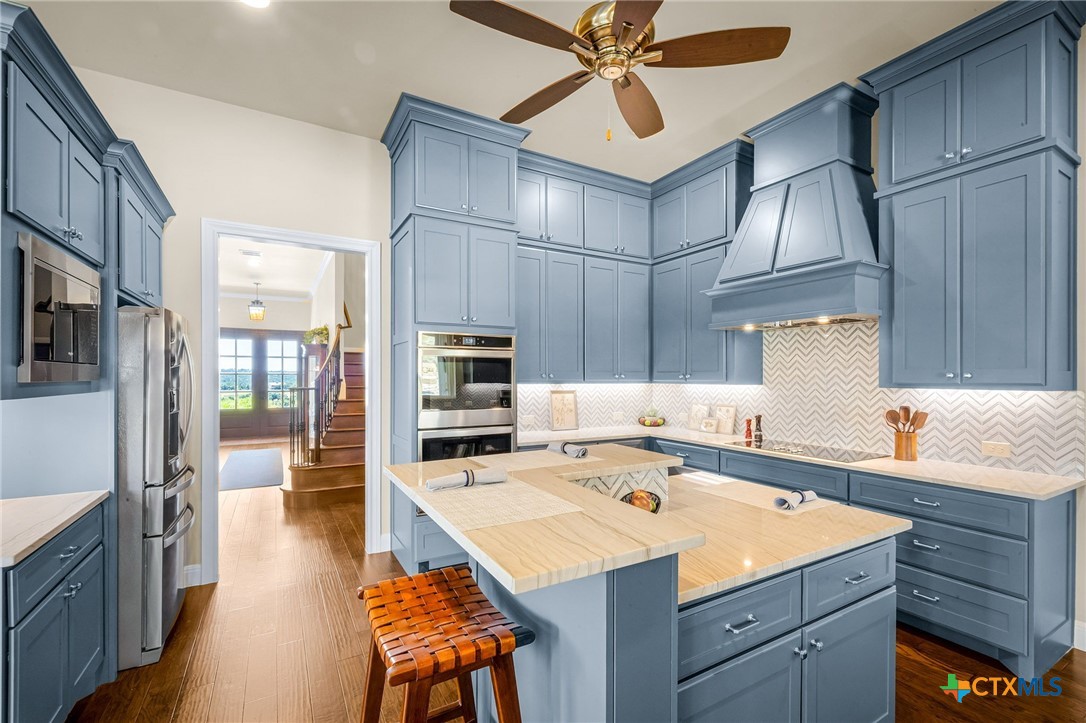 1020 Comanche Ridge
