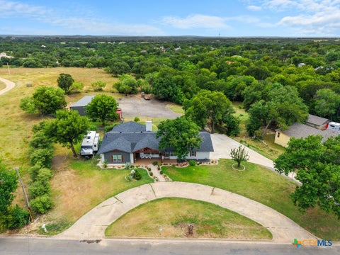 Photo of 1806 Bridge Street, Gatesville, TX 76528 (MLS # 619525)