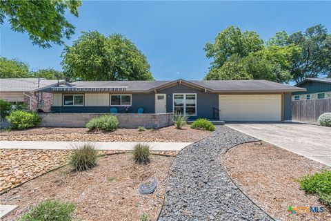 Photo of 369 Inspiration Drive, New Braunfels, TX 78130 (MLS # 613727)