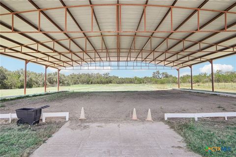 A home in Blanco