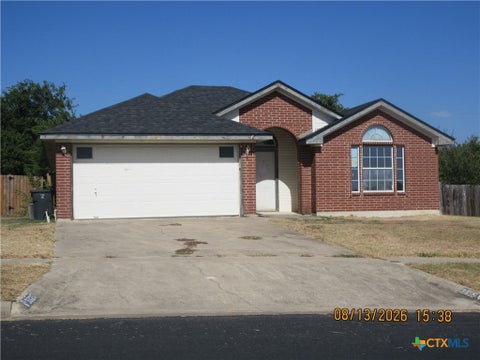 Photo of 3825 Oak Valley Drive, Killeen, TX 76542 (MLS # 623753)