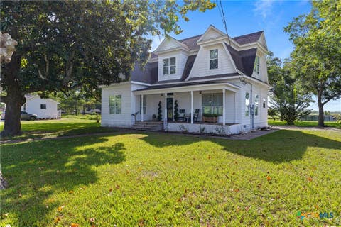 Photo of 701 S Gilbert Road, Edna, TX 77957 (MLS # 623255)