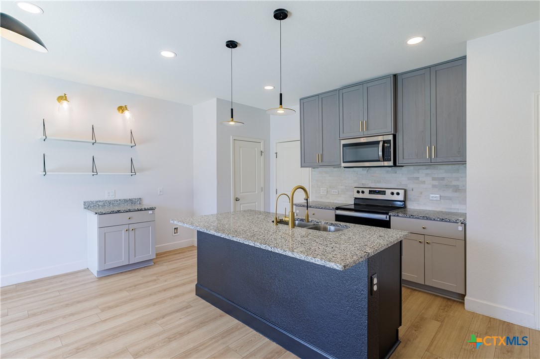 225 Wonderful Life Way