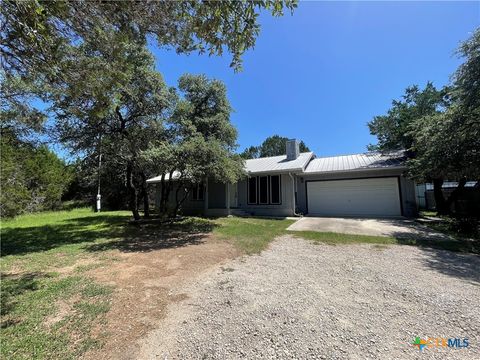 Photo of 1640 Lonesome, Canyon Lake, TX 78133 (MLS # 611420)