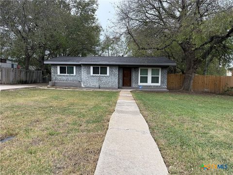 Photo of 226 W Robin Lane, Harker Heights, TX 76548 (MLS # 599391)