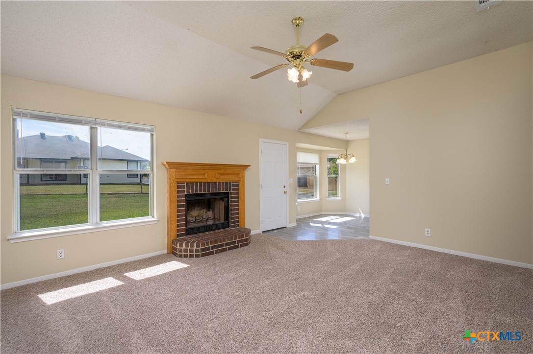 2806 Woodlands Drive