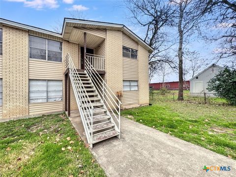 Photo of 712 Martindale Road, San Marcos, TX 78666 (MLS # 569361)