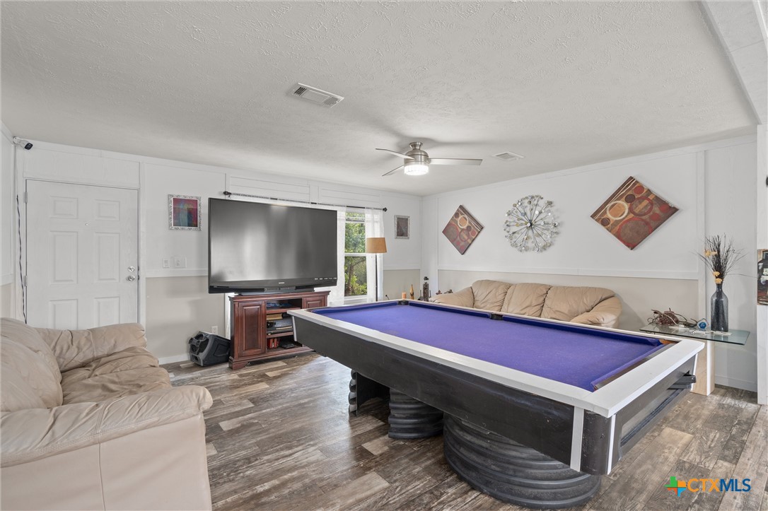 2316 County Road 404 Loop