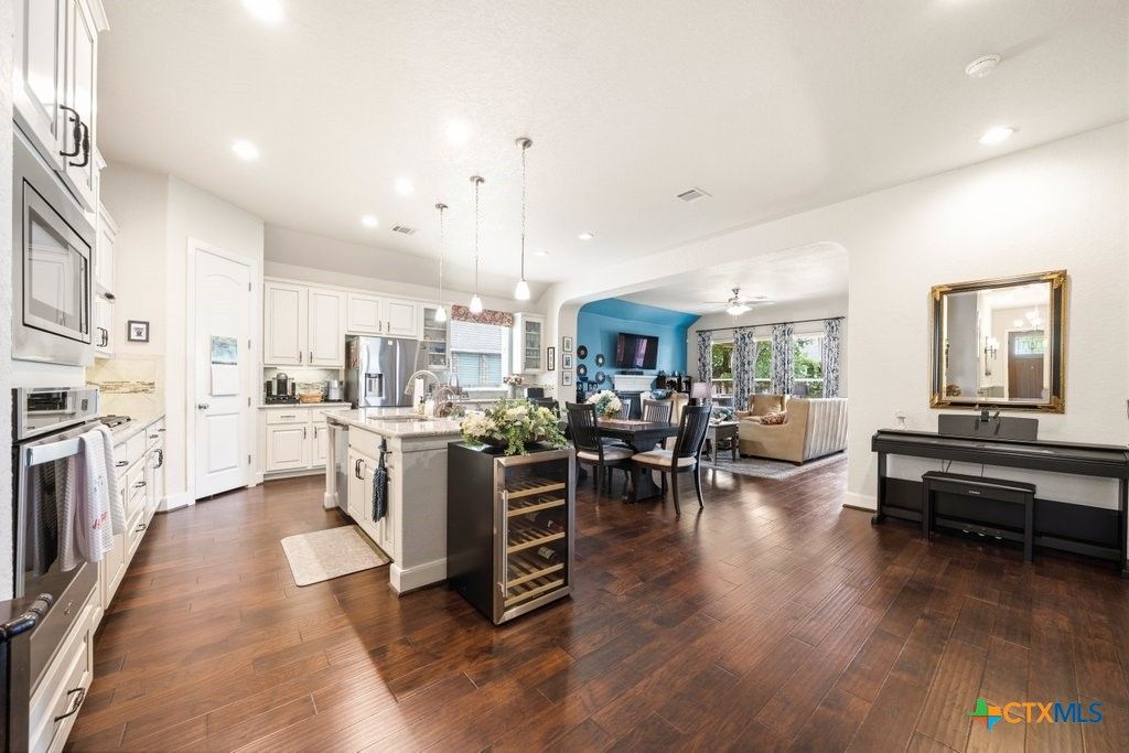 Photo of 1174 Thicket Lane, New Braunfels, TX 78132 (MLS # 611054)