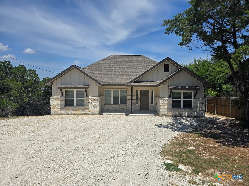 Photo of 563 Irene Drive, Canyon Lake, TX 78133 (MLS # 621245)