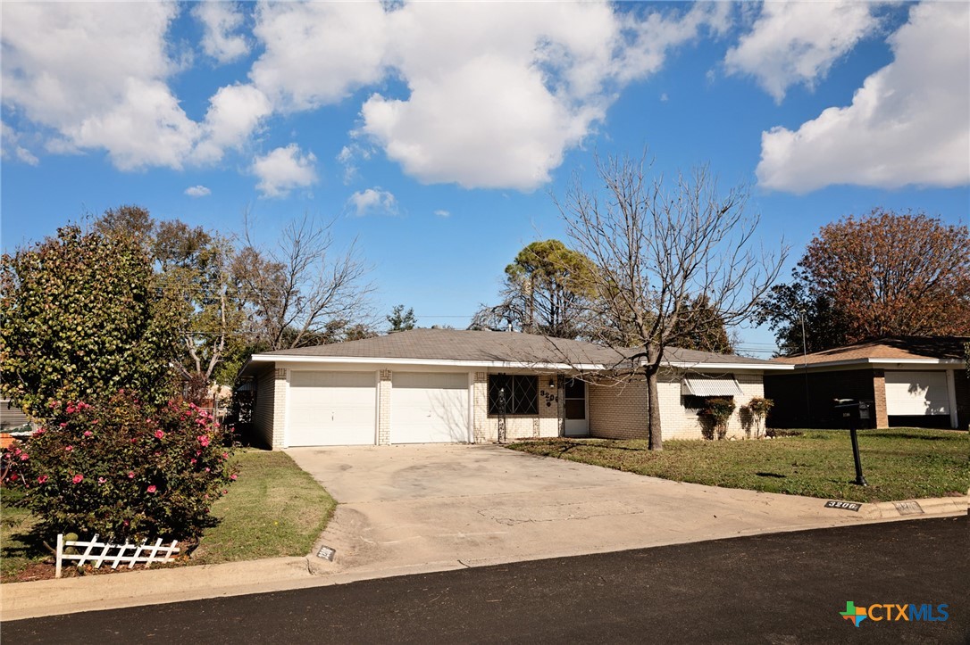 3206 Shady Hill Drive