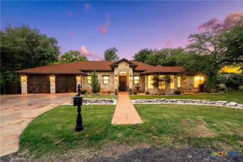 Photo of 139 Silver Valley, Waco, TX 76705 (MLS # 624073)