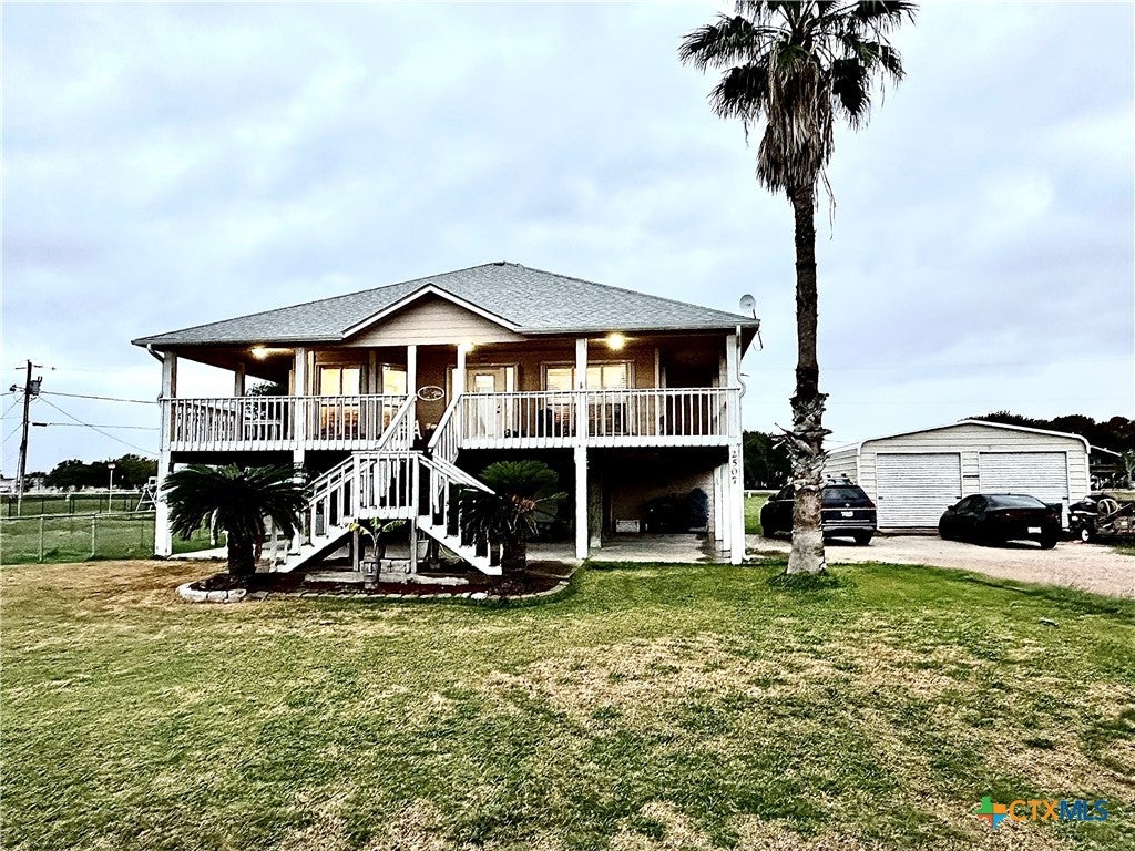 Photo of 2507 W Bayshore Drive, Palacios, TX 77465 (MLS # 628055)